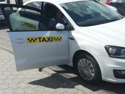 Казанский таксист «послал трехэтажным матом» туриста за просьбу проехать дальше