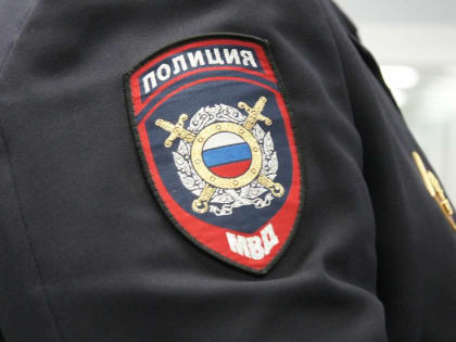 Двое мужчин пытались украсть виски и порезали охранника в Казани