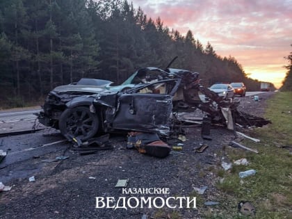 На трассе в Йошкар-Олу в ДТП разорвало 2 легковушки, водителям спас жизнь ремень безопасности