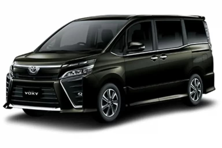 Toyota VOXY ZWR80 available to import to Australia