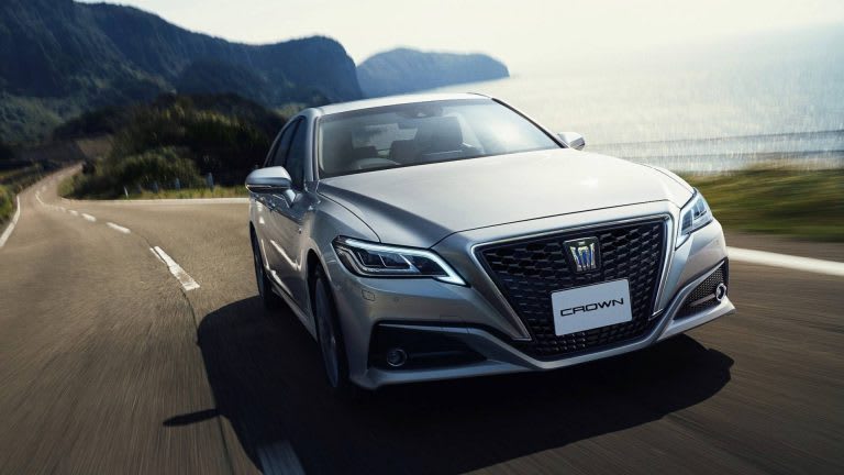 Toyota Crown GWS224 available to import to Australia