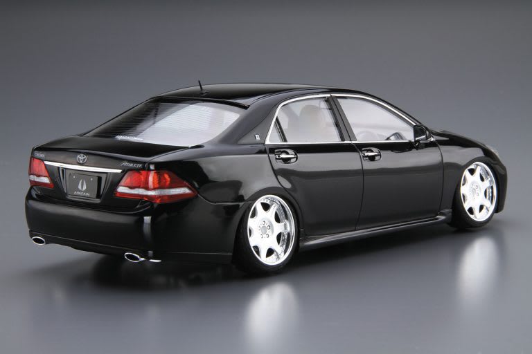 Toyota Crown GRS204/GRS202 available to import to Australia