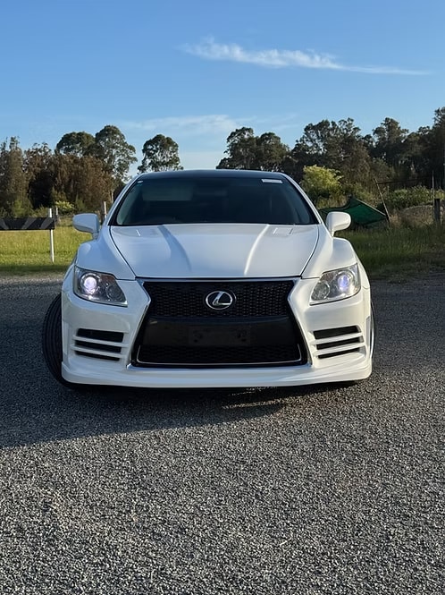 Lexus LS460 V8 RWD 2007