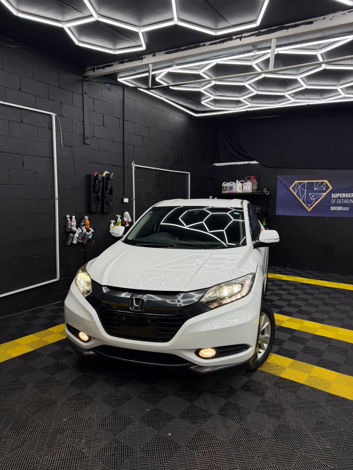 2015 Honda vezel / Hrv Hybrid