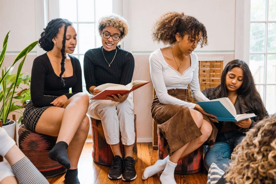 student studying teaching at one of south africa's private colleges
