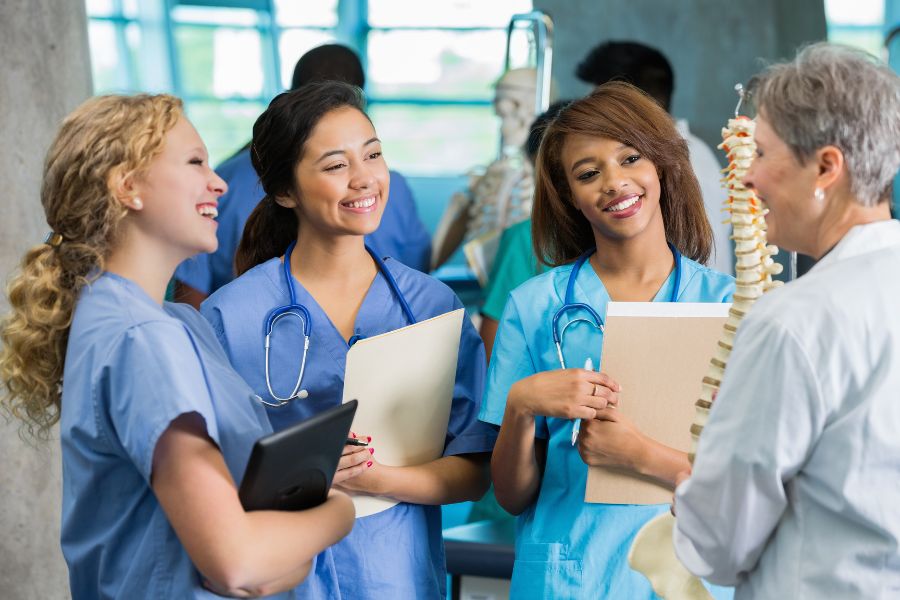 students attending nursing colleges in cape town