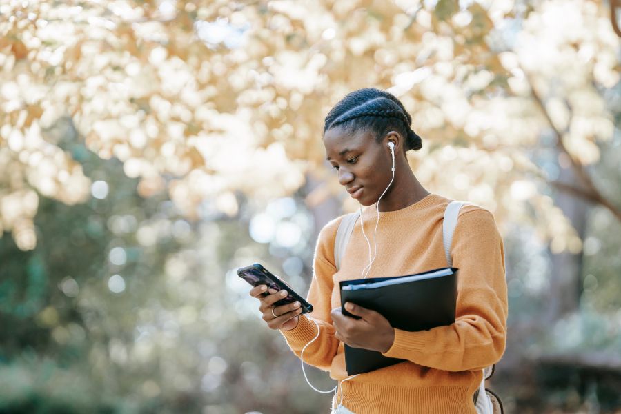 student applying for fundi loan while travelling abroad without a visa