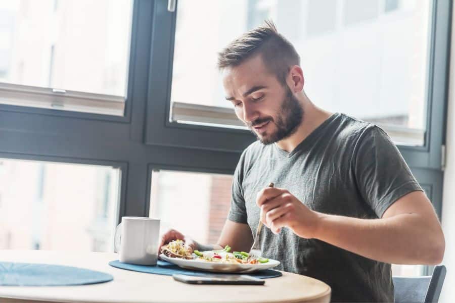 student eating healthy during exams