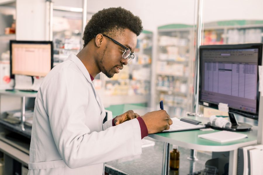 matriculant completing dispensery support learnership