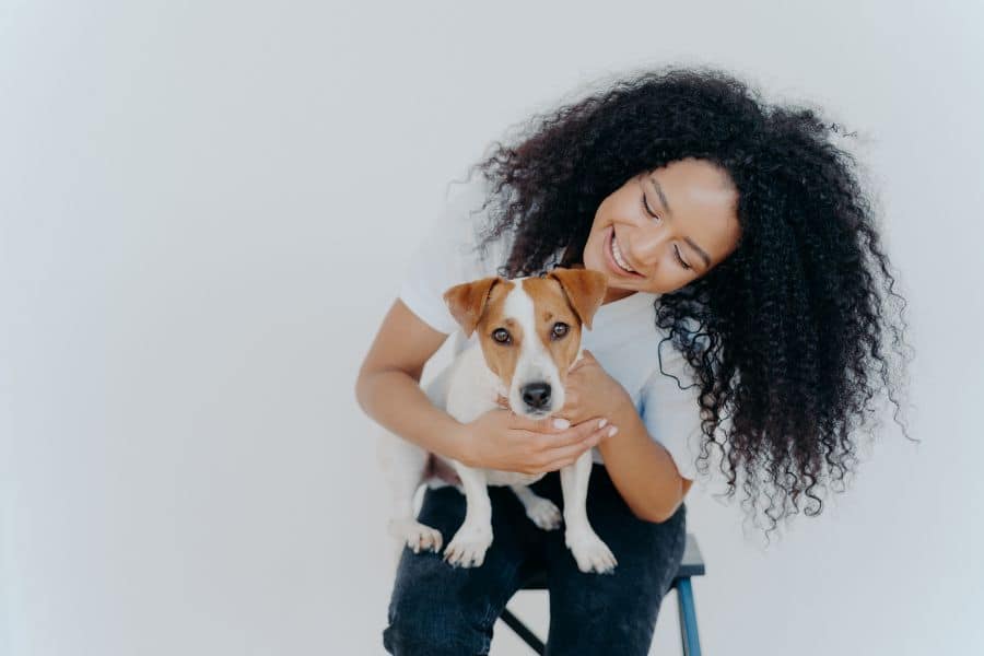 student working holiday job as a housesitter