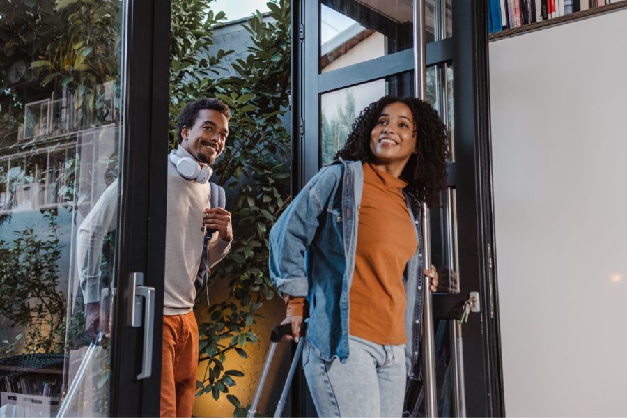 students viewing student accommodation in cape town