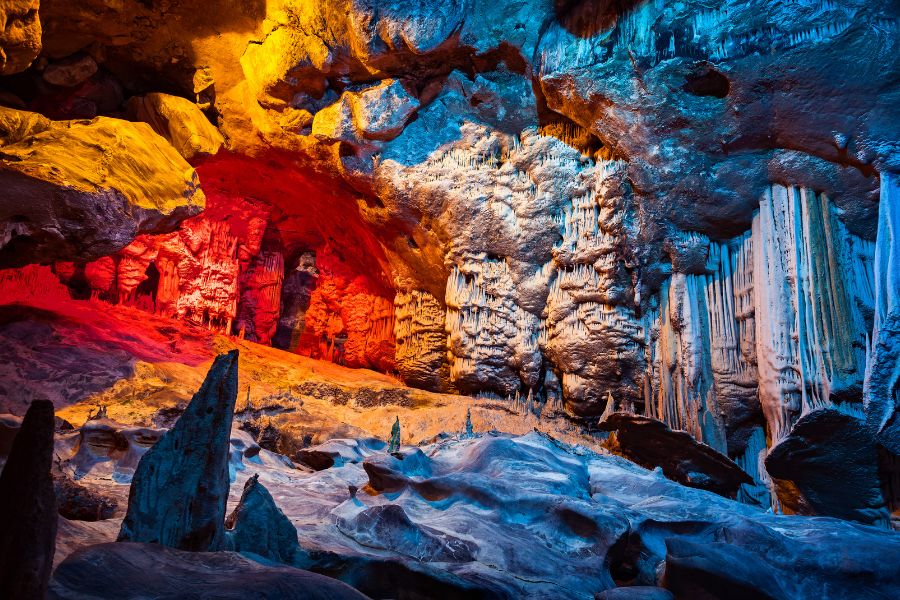 exploring the inside of the cango caves