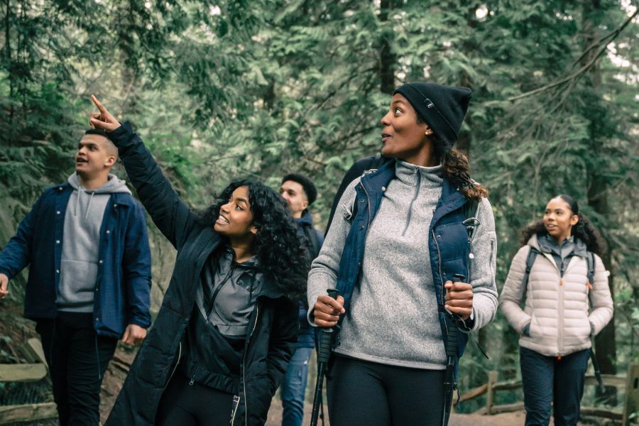 students on a hiking trail in winter