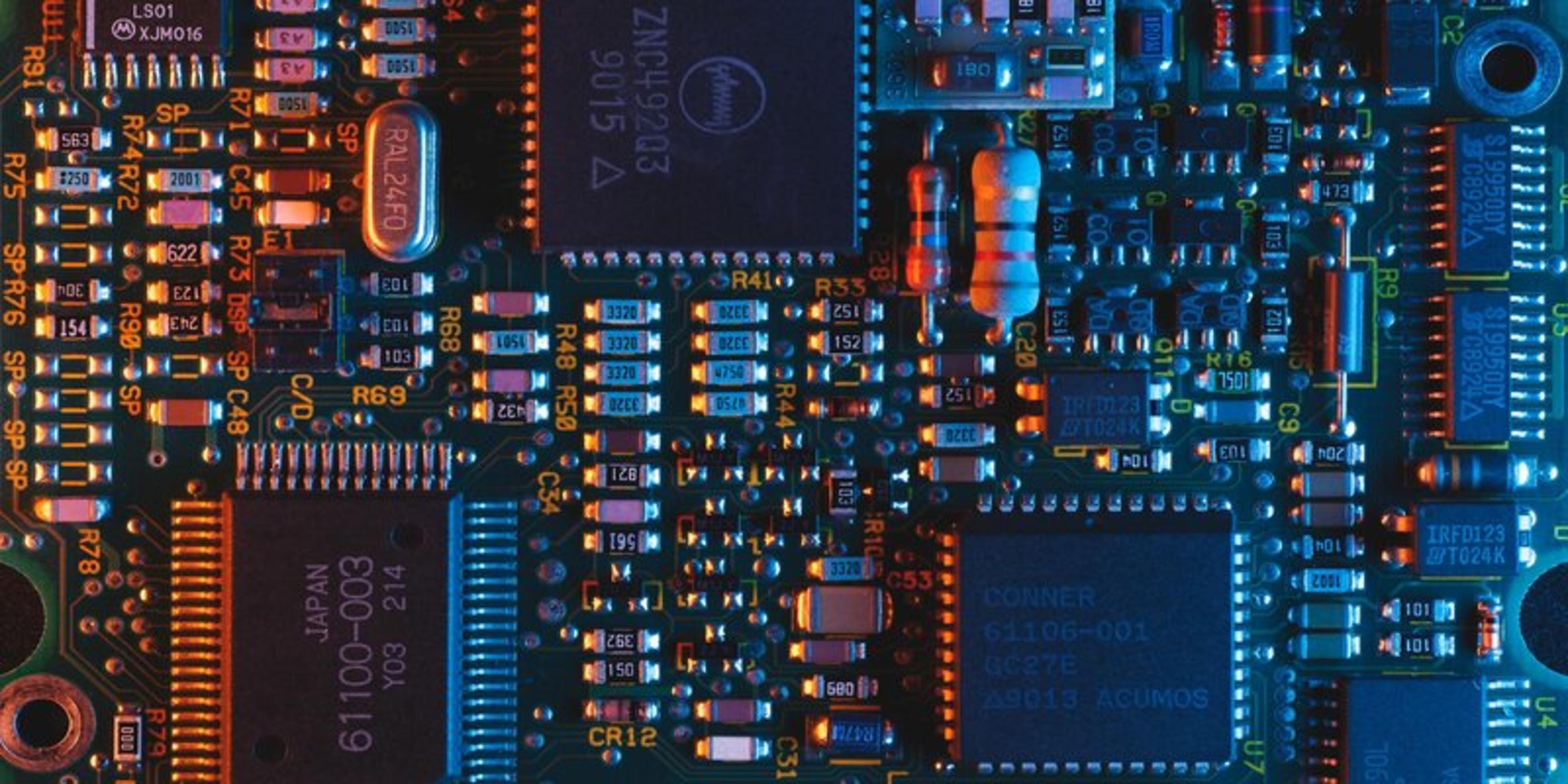 Become a Technology Guru with Information Technology