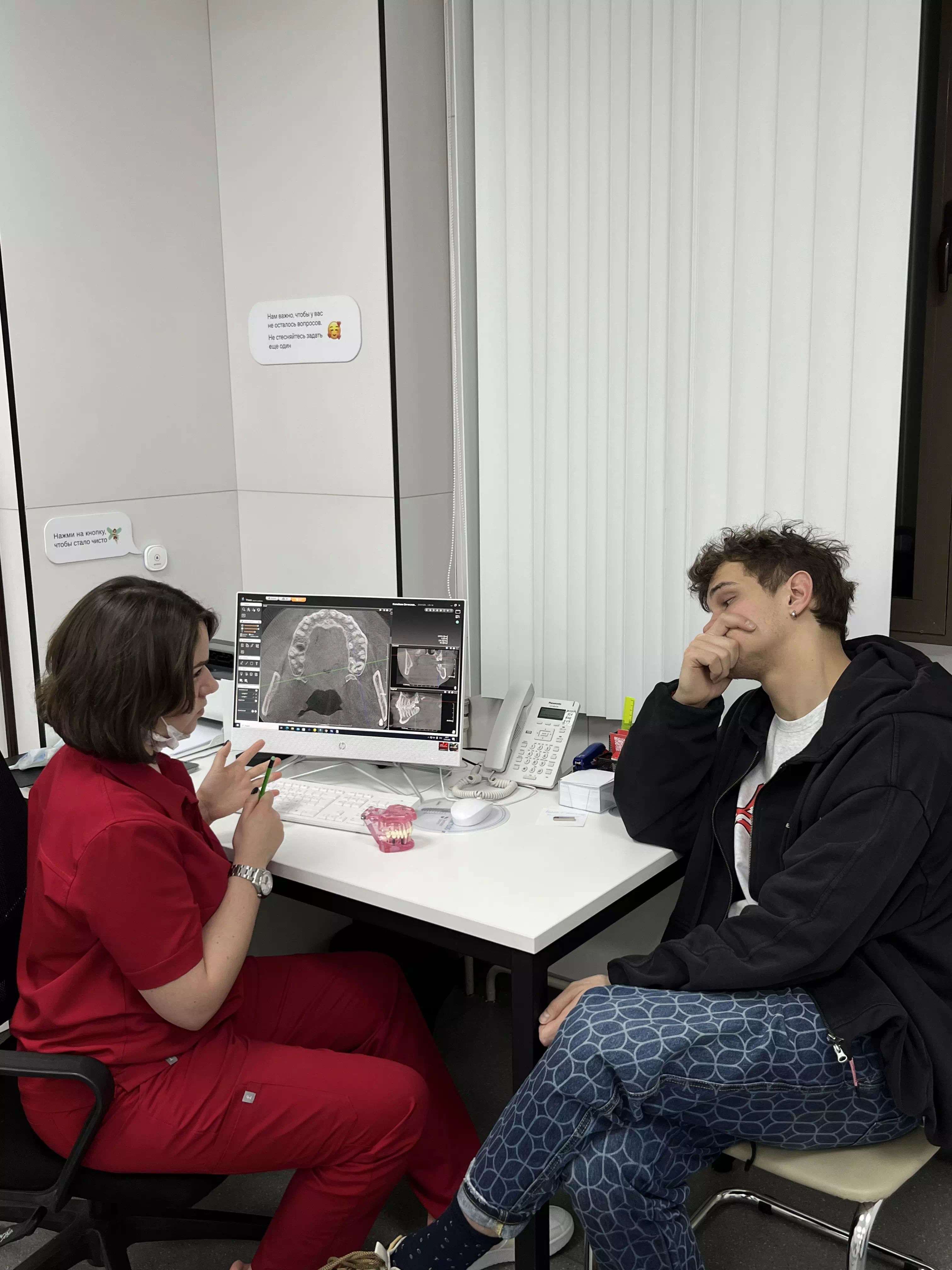 Слава Копейкин, бекстейдж со съёмок для DocDent"
