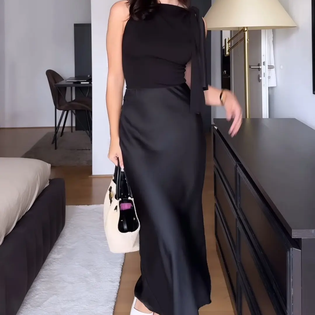 Satin Skirt thumbnail 2