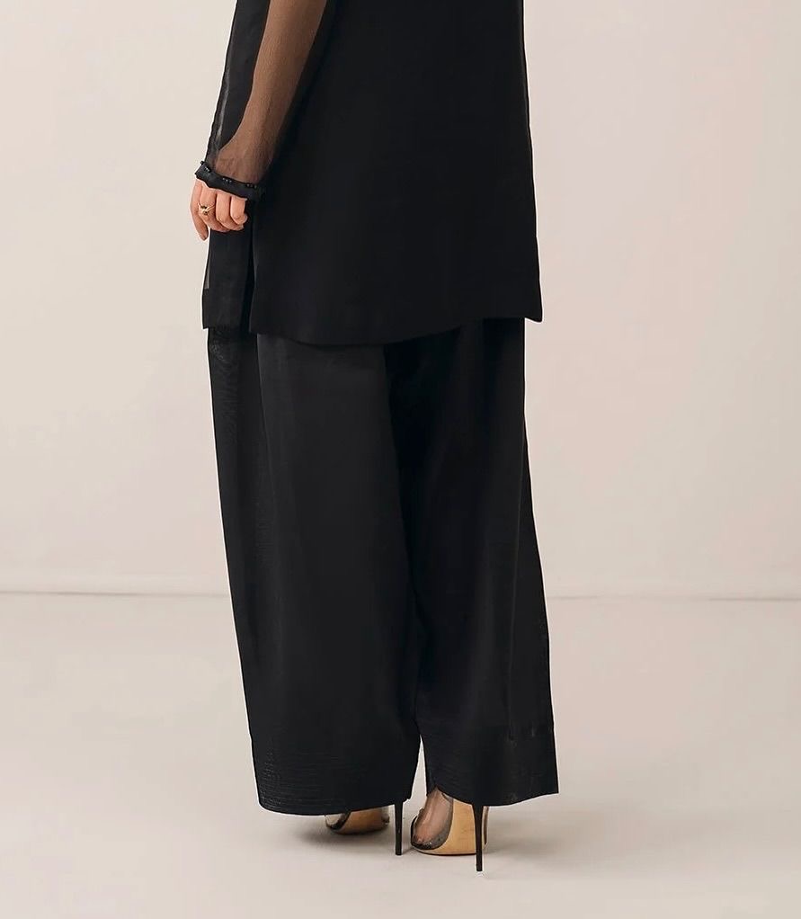 Farshi Salwar thumbnail 3