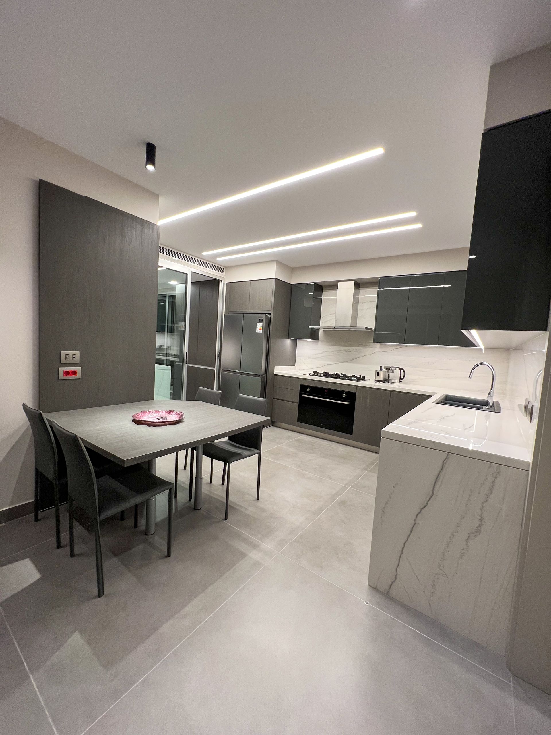 Kitchen interior design 19