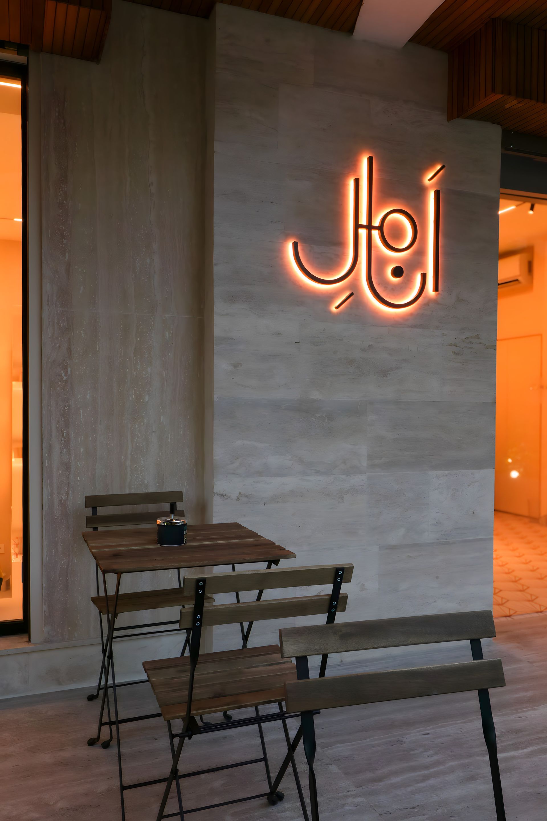 Retail interior design 3