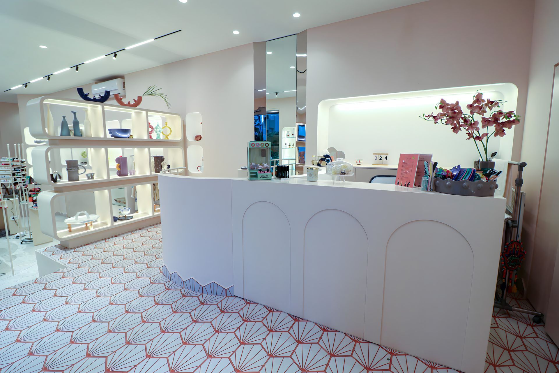 Retail interior design 5