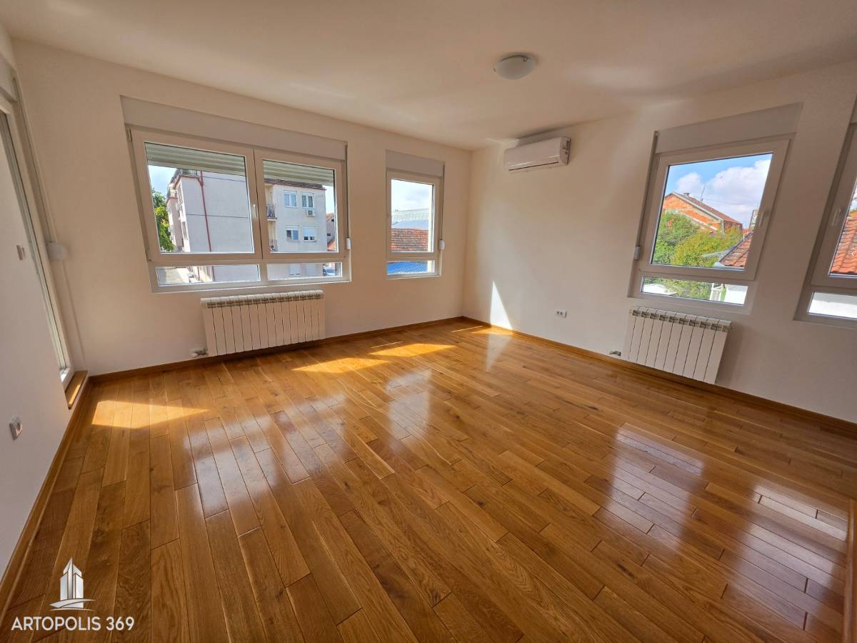 Uknjižen stan u novogradnji, upotrebna dozvola, lux - Batajnica, Zemun