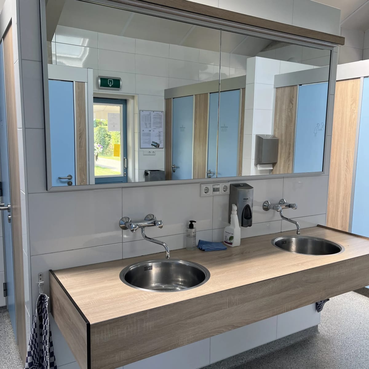 centrale sanitair gebouw Minicamping Boogaard