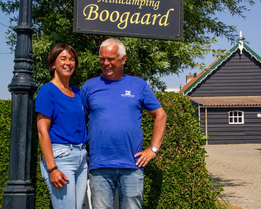 Eigenaren Adrie en Simone Minicaming Boogaard
