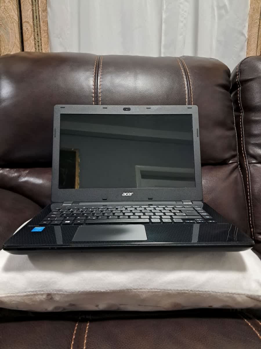 Laptop 💻