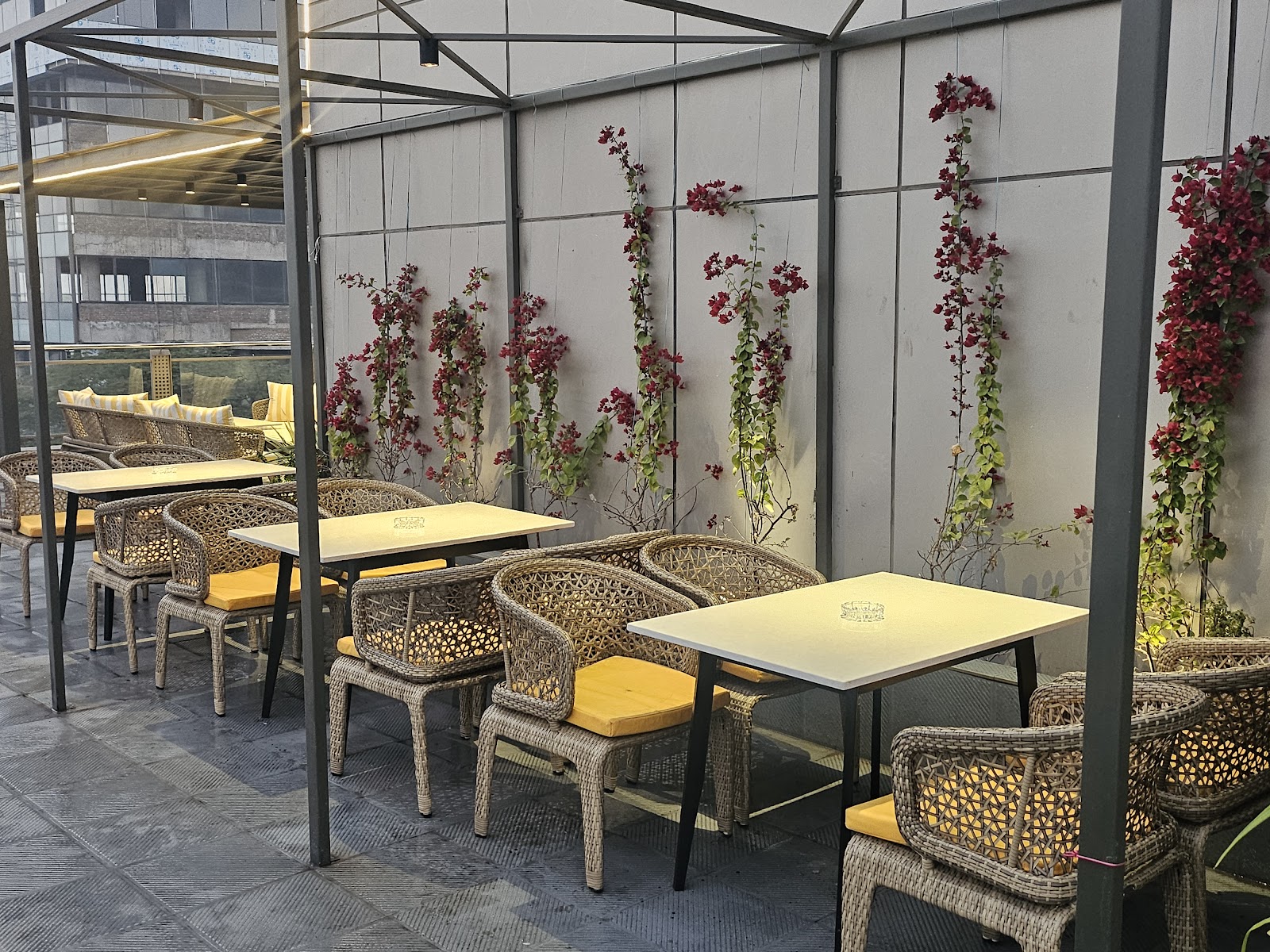 Cafe Breeze Restaurant and Bar — Restaurant restaurant in Sector 83, Gurugram, Delhi