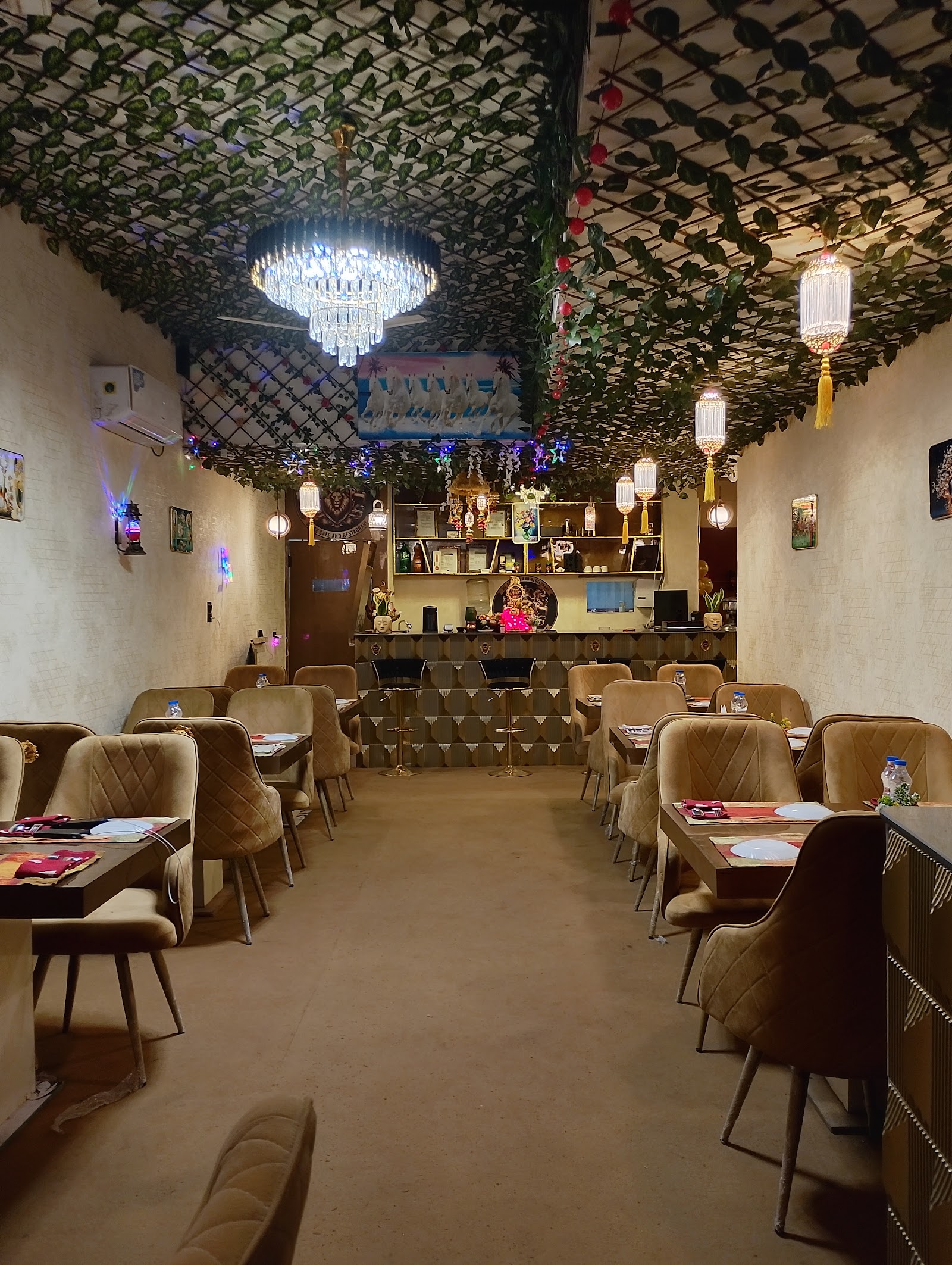 Dil Se Multicuisine Restaurant — Family restaurant in Vasant Kunj, New Delhi, Delhi