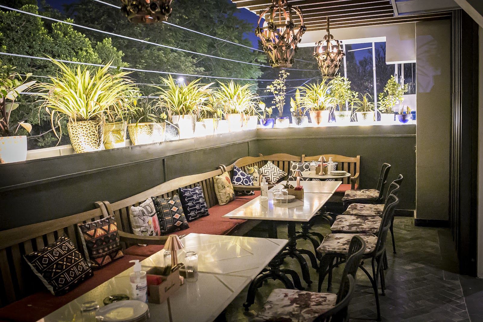 Romeo Lane Defence Colony — Italian restaurant in Defence Colony, New Delhi, Delhi