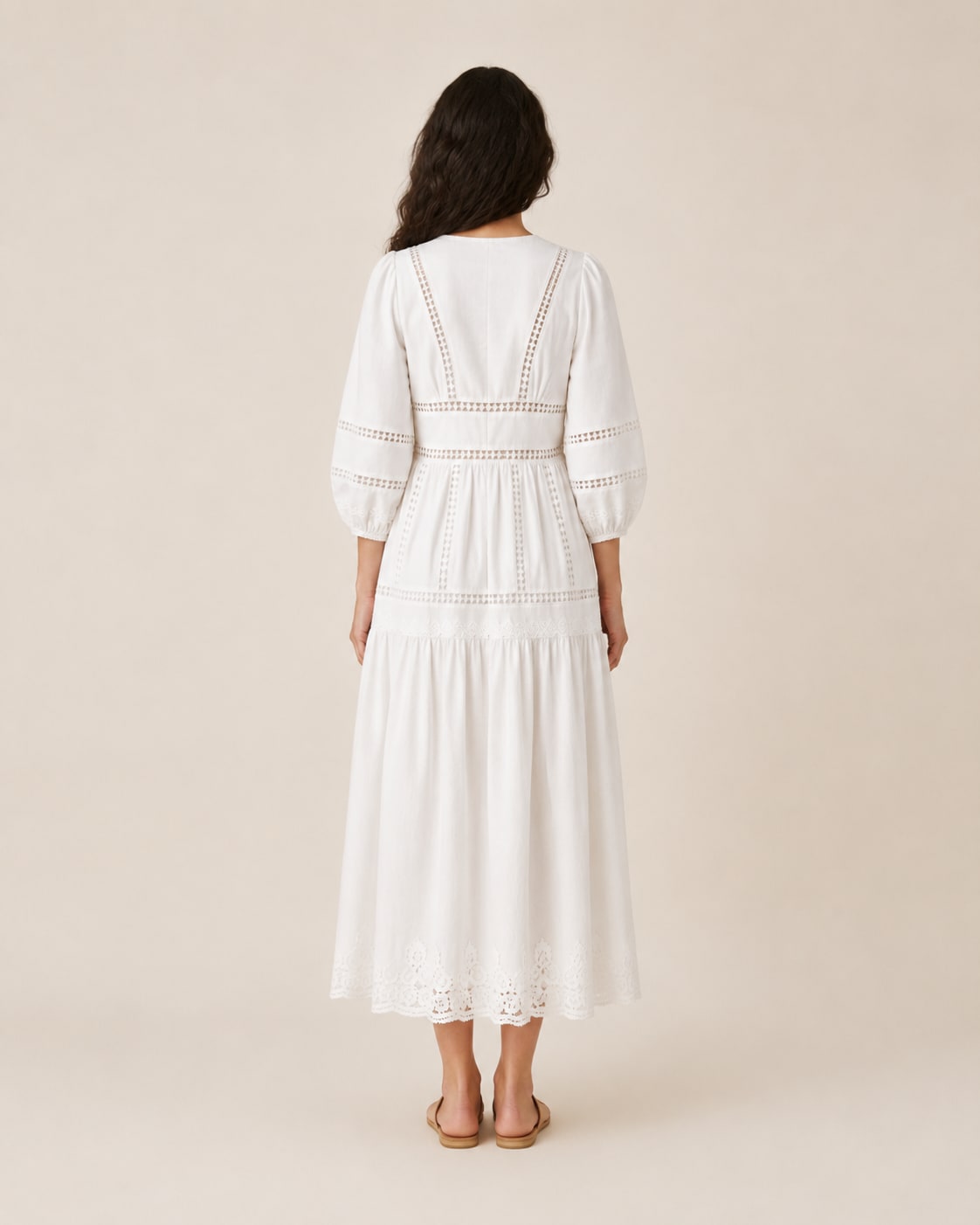 Robe manches longues bouffantes Tsniout