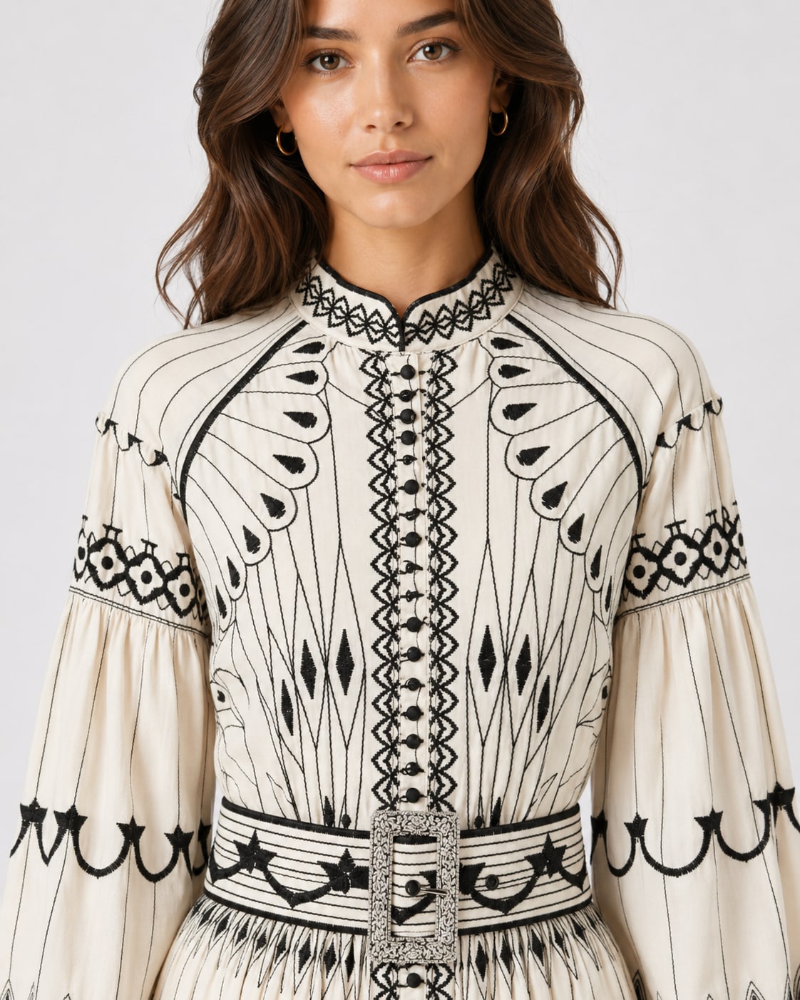 Robe Longue à Imprimés Noirs et Blancs Tsniout
