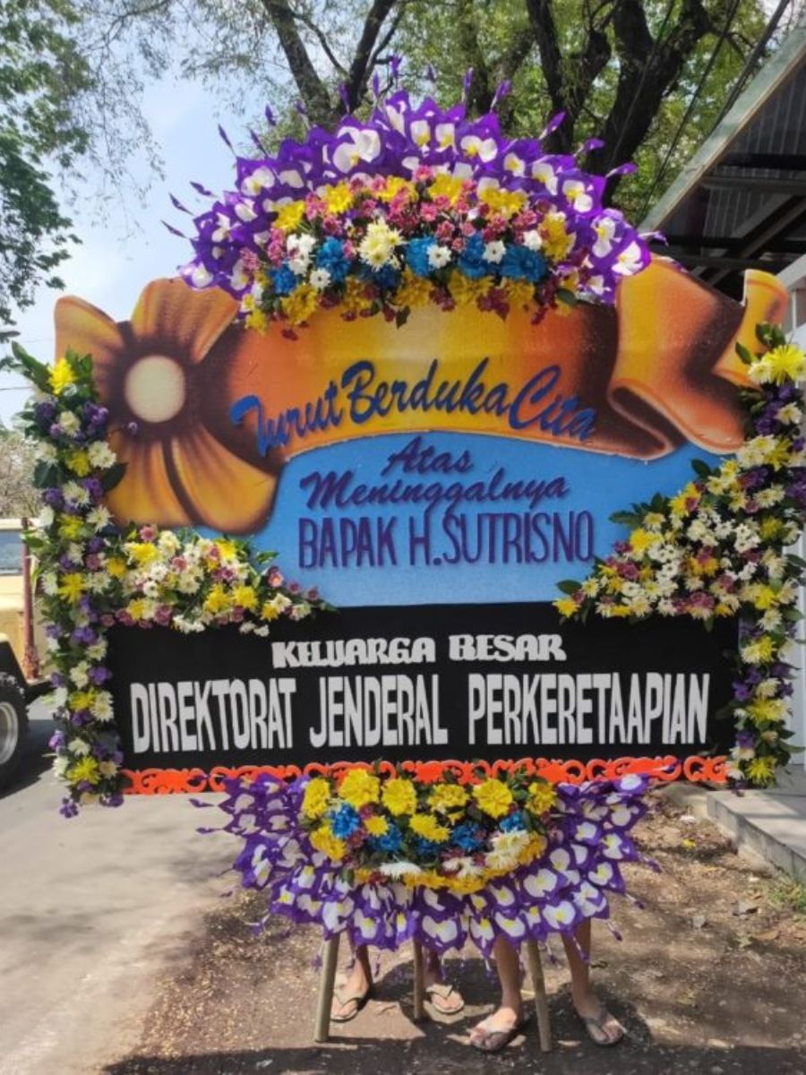 Contoh Karangan Bunga Duka Cita yang Tepat