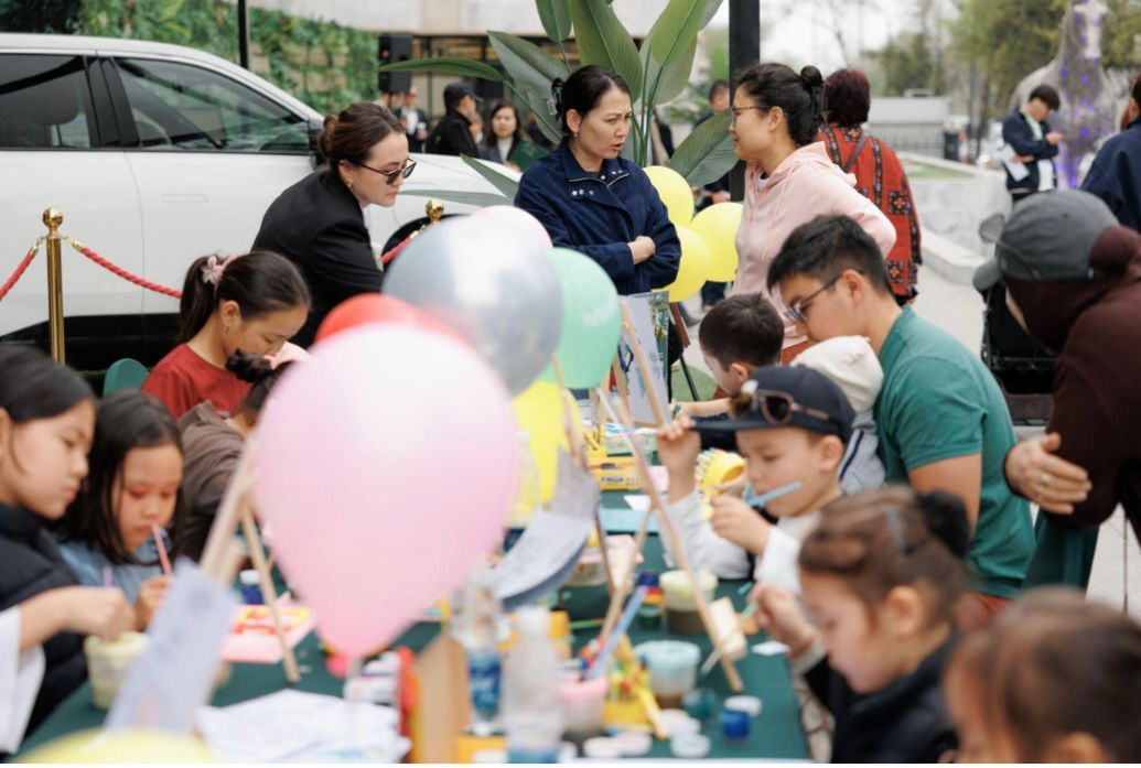 Rox Center, Чүй проспектиси 158 дарегиндеги балдар зонасынын сүрөттөрү