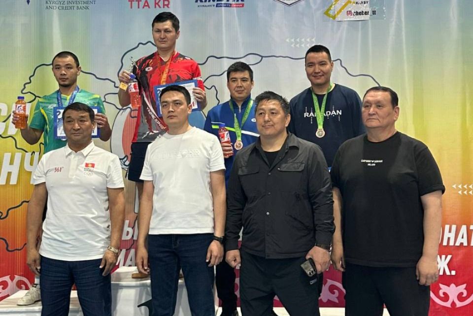 Жалал-Абадда стол тенниси боюнча республикалык чемпионат жыйынтыкталды