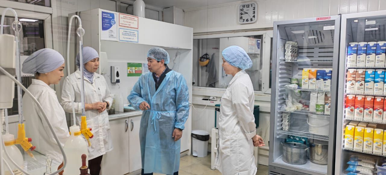 Бишкек жана Чүйдө сүт ишканаларынын лабораторияларына мониторинг жүргүзүлдү