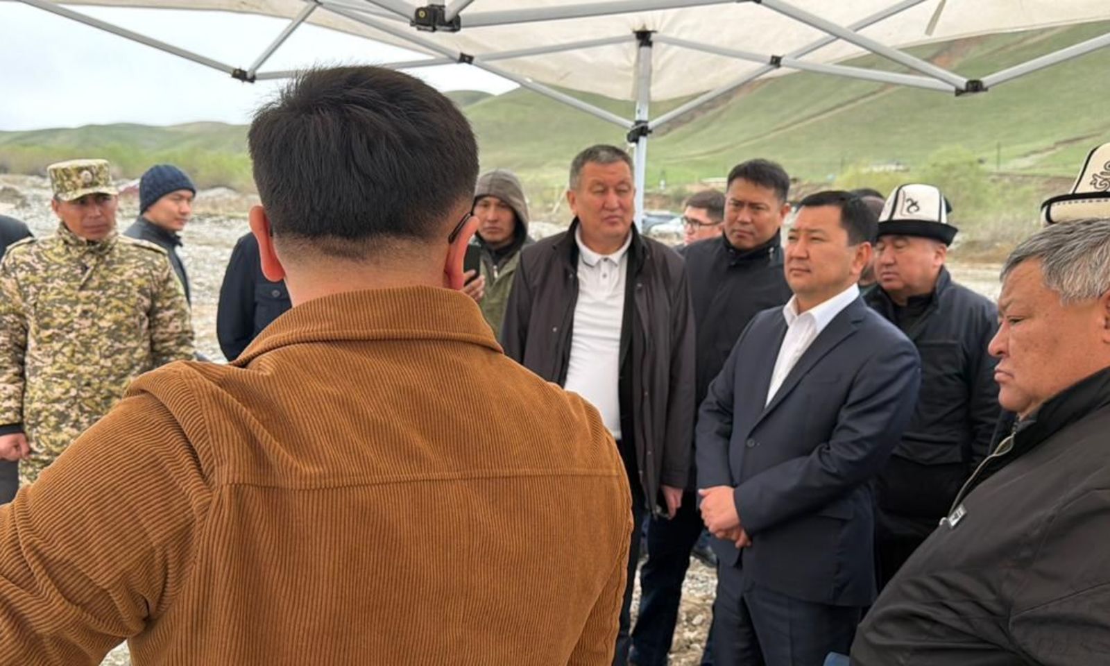 Акунбеков Талдык каналынын абалы менен таанышты