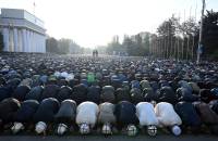 Бишкекте айт намазы Эски аянтта окулат