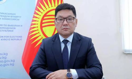 БШК Жаныбек Асанбековдун депутаттык ыйгарым укуктарын мөөнөтүнөн мурда токтотту