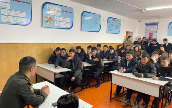 Аскер кызматында иштөөгө кызыгасызбы? Коргоо министрлиги кеңеш берет