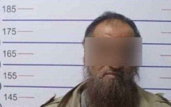 Бишкекте балдарга кооптуу момпосуй тараткан жаран кармалды