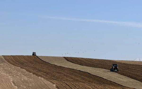 Айыл чарба техникаларынын жазгы талаа жумуштарына даярдыгы тууралуу маалымат