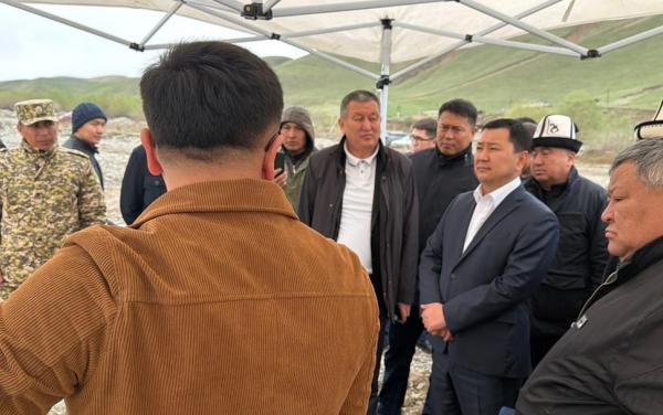 Акунбеков Талдык каналынын абалы менен таанышты