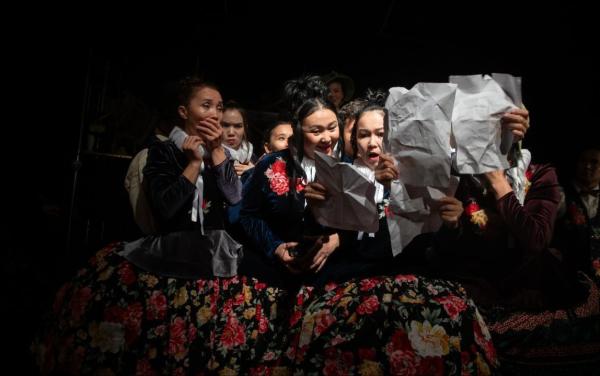 Бишкек театры эл аралык фестивалда Кыргызстанды көрсөтүүдө