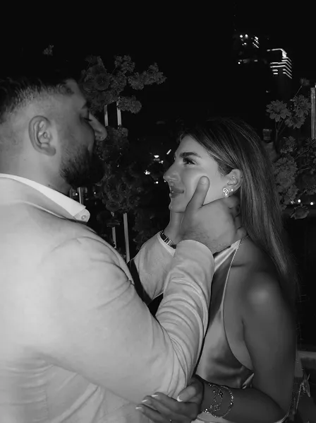 Romantic beachside proposal setup in Dubai captured by Candid With Jay