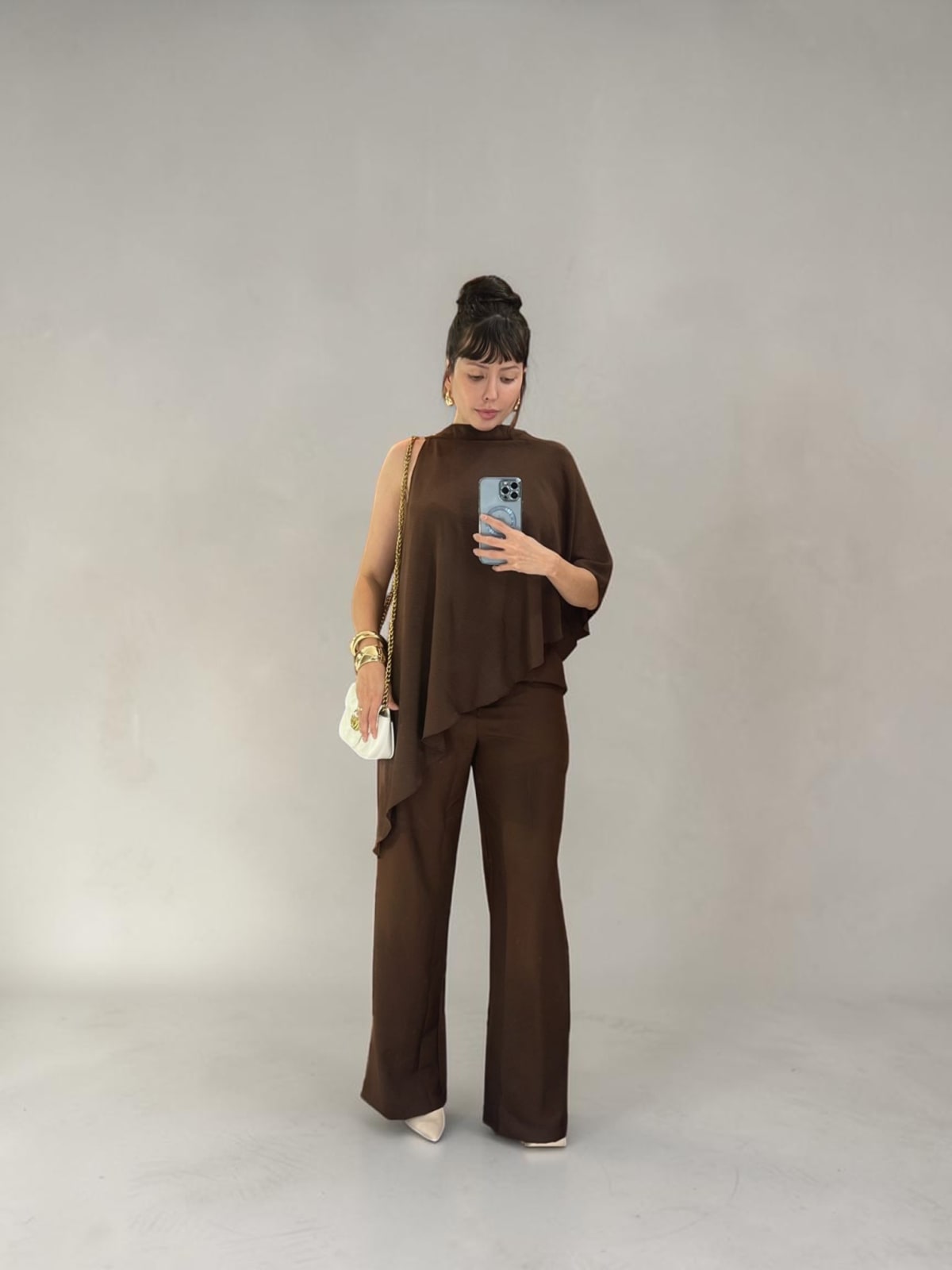 CONJUNTO BLUSA CAPA - MARROM — foto 2