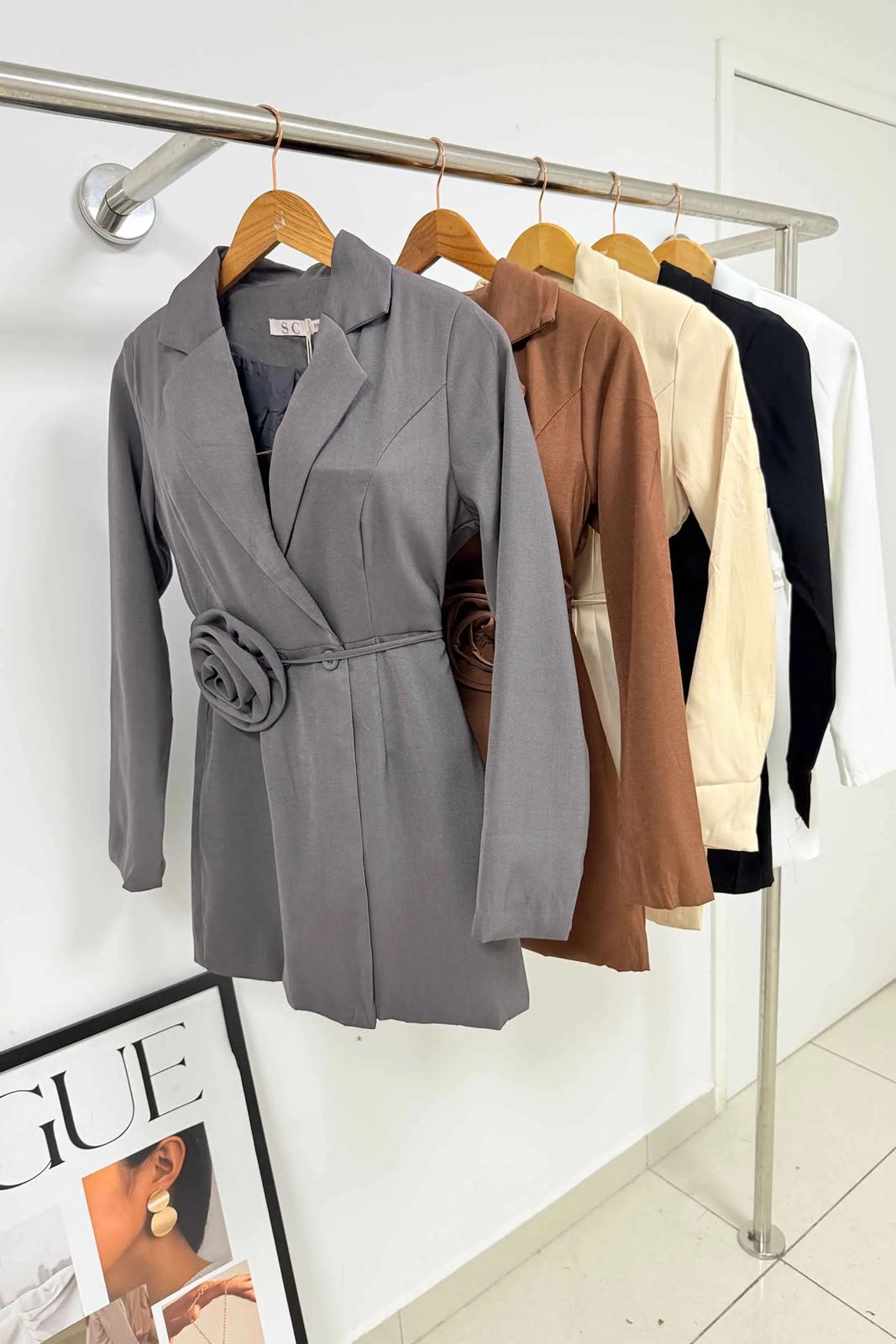 VESTIDO BLAZER ALONGADO — foto 3