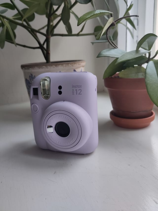 Fujifilm instax mini 12 -pikakamera
