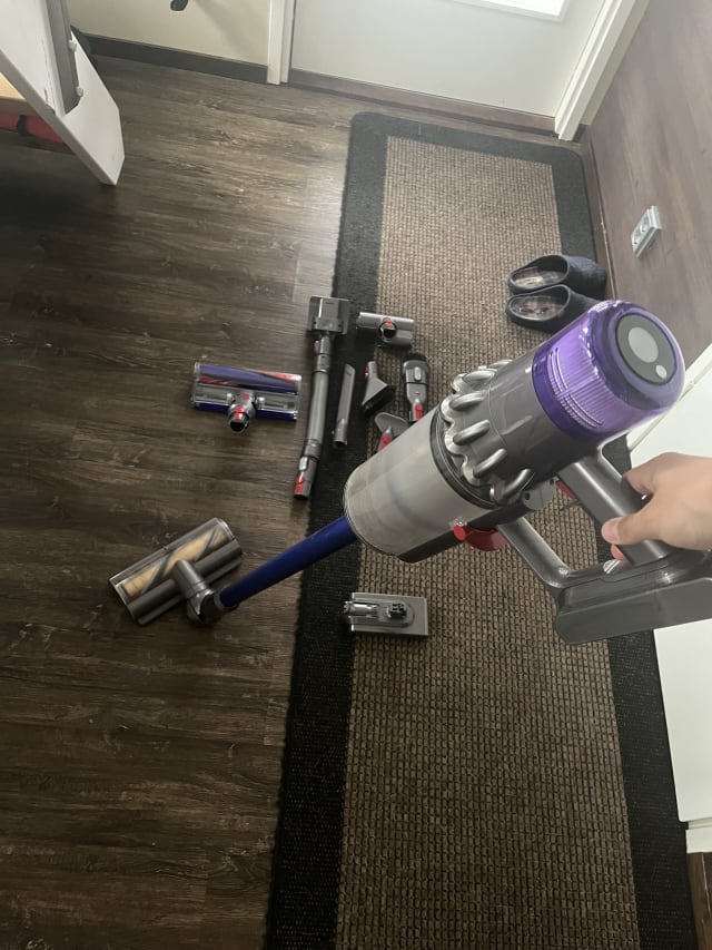 Dyson 11 absolute extra pro